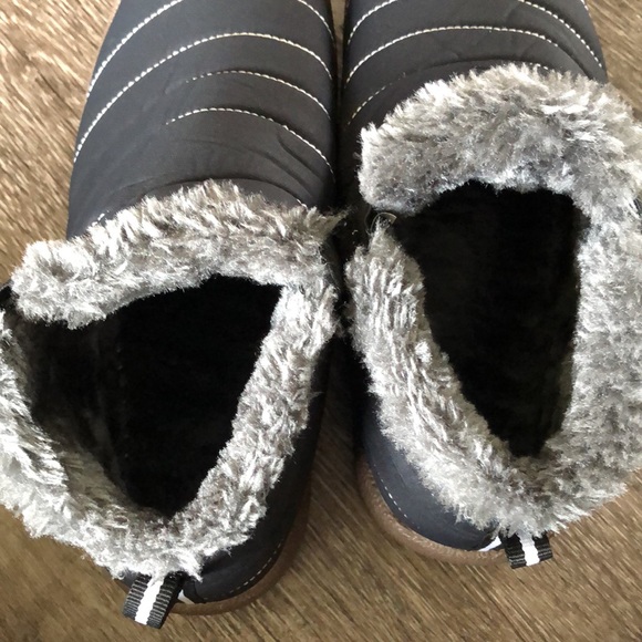 Womens Snow Boots Slip-On Waterproof Cold Weather Ankle Boots Size 11 - Picture 6 of 11